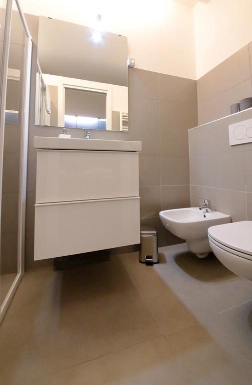 Affittacamere Smile Accomodation Aosta Exterior foto